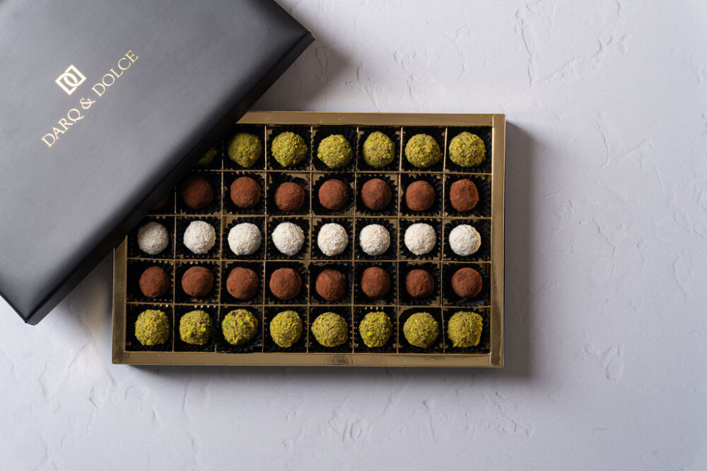 Elite box with 40 Pcs Chocolate Truffles - Image 6